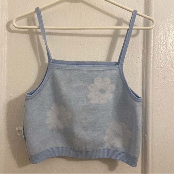 70s Vibe Floral Knit Crop Top - Picture 4 of 7